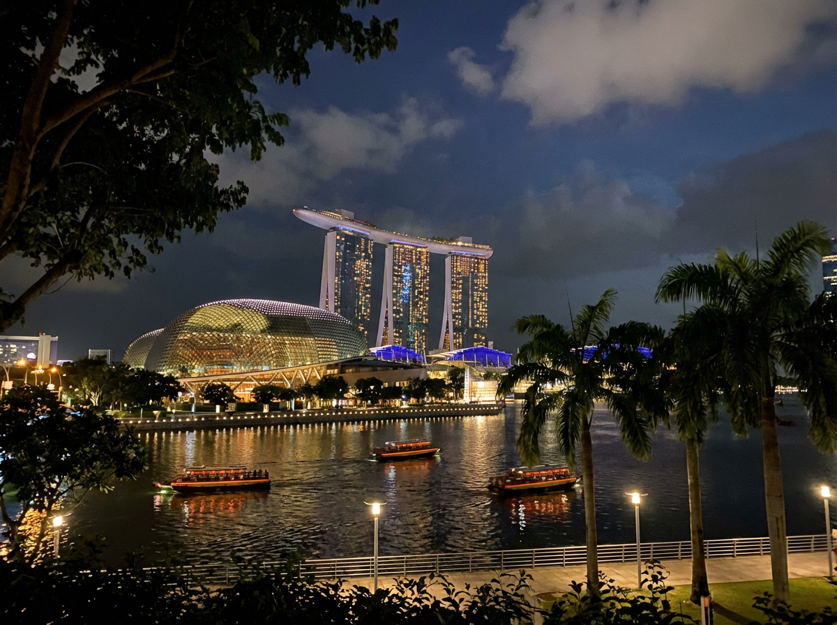 화려한 마리나 베이 야경 전망